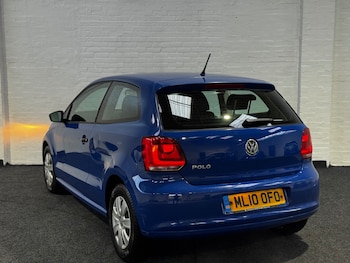 Used Volkswagen Polo 2010 for sale - 77707383: Photo
