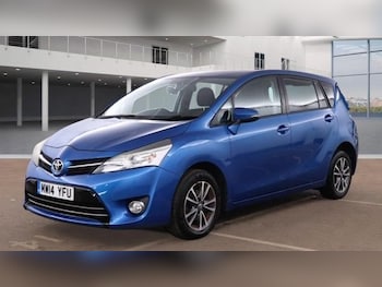 Used Toyota Verso 2014 for sale - 76487044: Photo