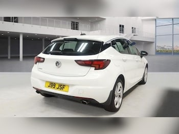 Used Vauxhall Astra 2016 for sale - 77020418: Photo