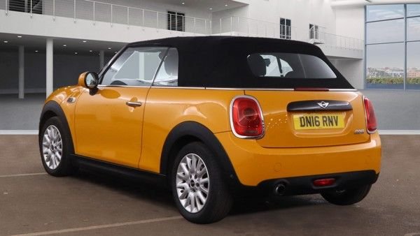 Used MINI Convertible 2016 for sale - 76486967: Photo 3