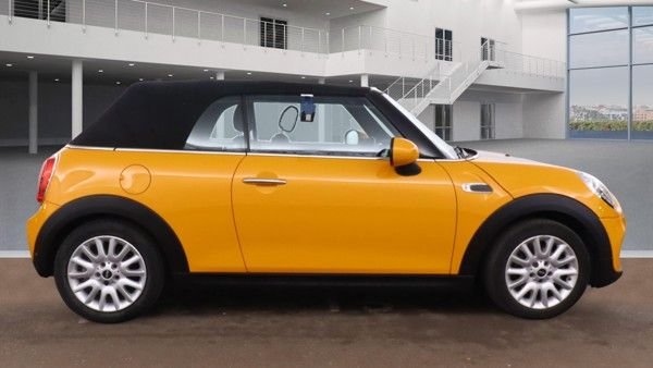 Used MINI Convertible 2016 for sale - 76486967: Photo 5