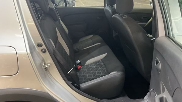 Used Dacia Sandero Stepway 2014 for sale - 77826727: Photo 7