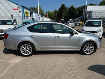 Used Skoda Octavia 2016 for sale - 74947846: Photo