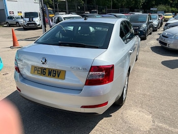 Used Skoda Octavia 2016 for sale - 74947846: Photo