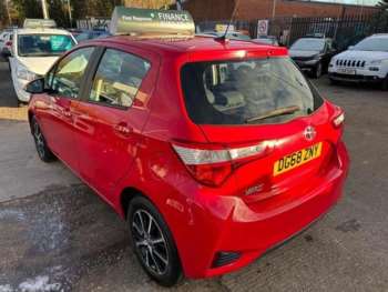 Used Toyota Yaris 2018 for sale - 74002442: Photo