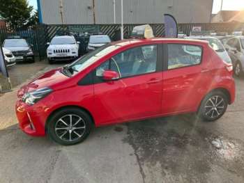 Used Toyota Yaris 2018 for sale - 74002442: Photo