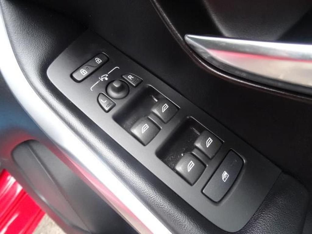 Used Volvo V40 2015 for sale - 77287491: Photo 16