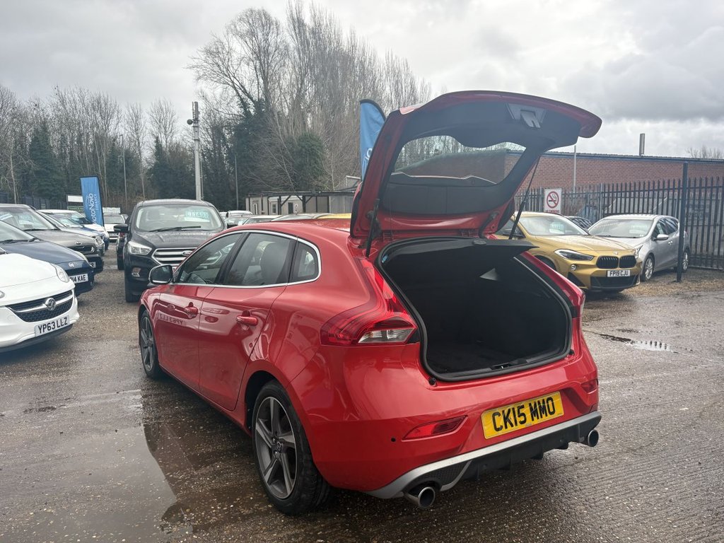 Used Volvo V40 2015 for sale - 77287491: Photo 30