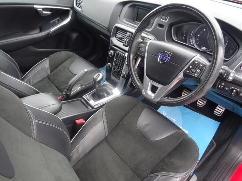 Used Volvo V40 2015 for sale - 77287491: Photo 8