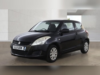 Used Suzuki Swift 2011 for sale - 79359050: Photo