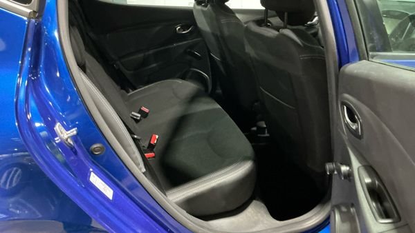 Used Renault Clio 2017 for sale - 77697874: Photo 7