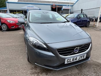 Used Volvo V40 2014 for sale - 79777652: Photo