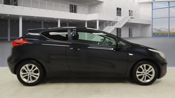 Used Kia Pro Ceed 2015 for sale - 77360161: Photo 5