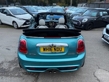 Used MINI Convertible 2016 for sale - 76372529: Photo