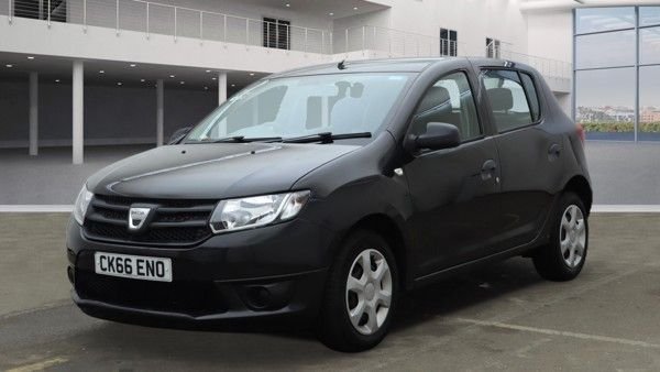 Used Dacia Sandero 2016 for sale - 77315961: Photo 2