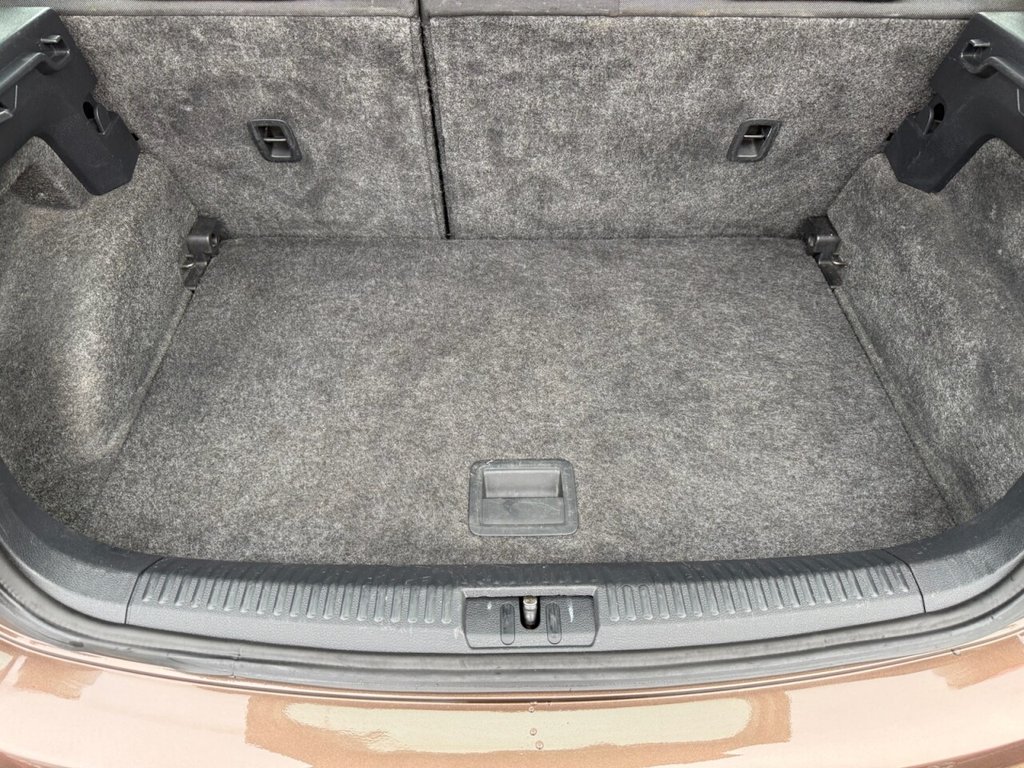 Used Volkswagen Polo 2014 for sale - 76496140: Photo 13