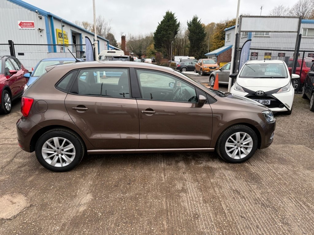 Used Volkswagen Polo 2014 for sale - 76496140: Photo 2