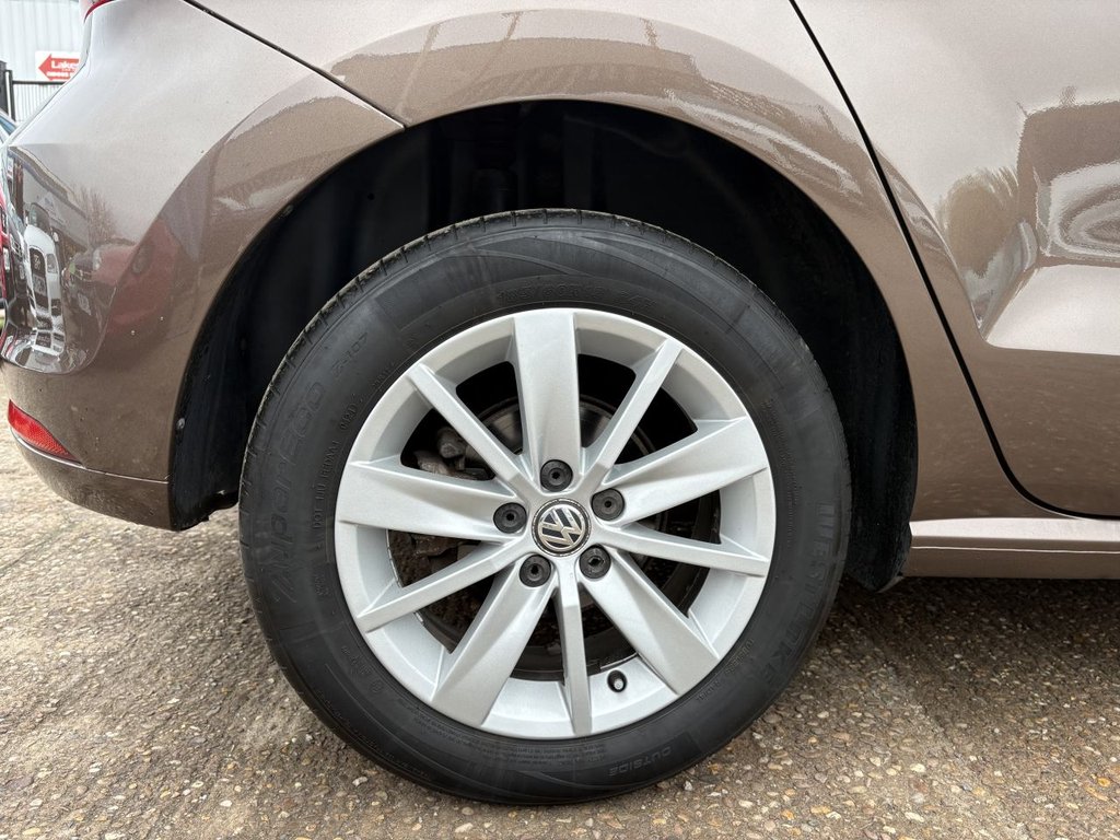 Used Volkswagen Polo 2014 for sale - 76496140: Photo 28