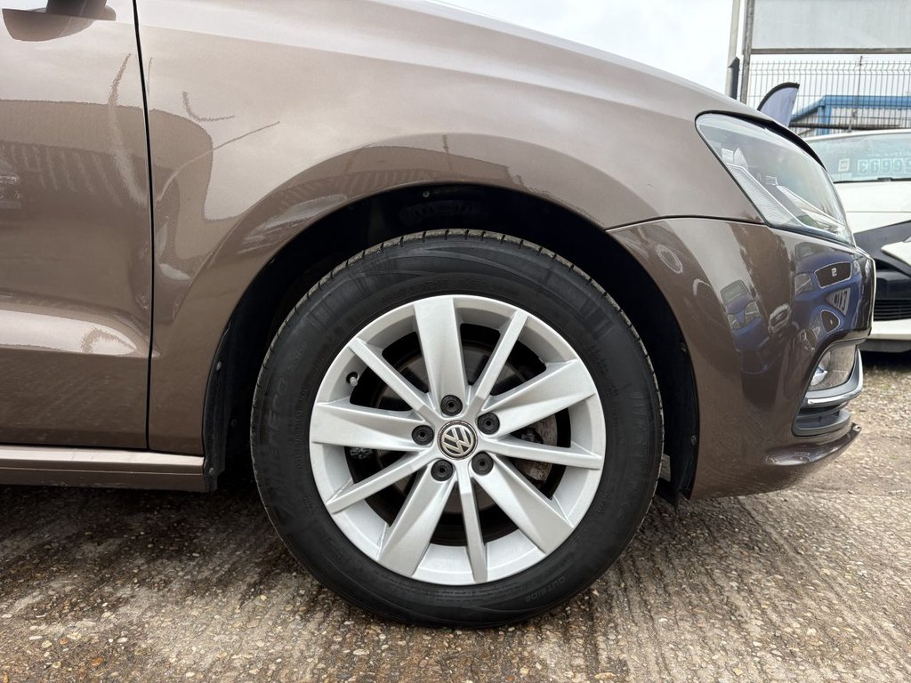 Used Volkswagen Polo 2014 for sale - 76496140: Photo 29