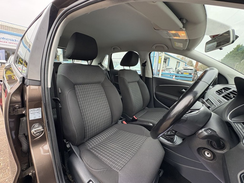 Used Volkswagen Polo 2014 for sale - 76496140: Photo 43