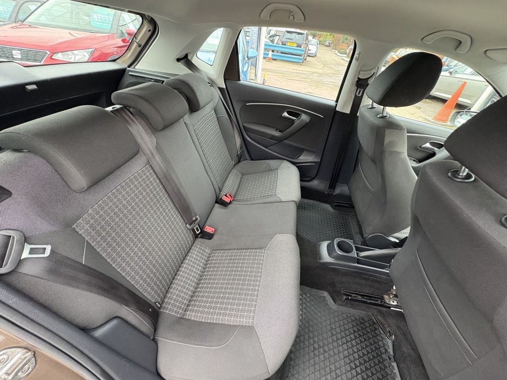 Used Volkswagen Polo 2014 for sale - 76496140: Photo 47