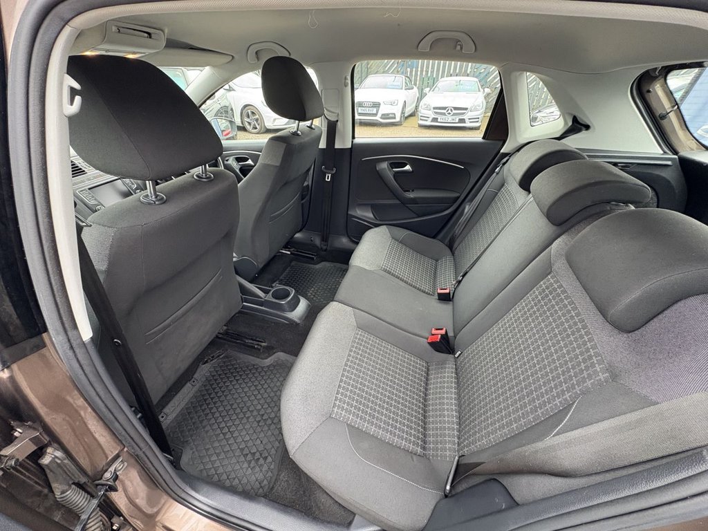 Used Volkswagen Polo 2014 for sale - 76496140: Photo 49