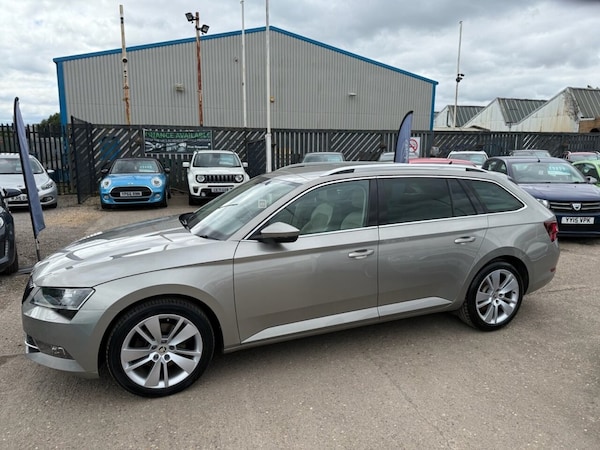 Used Skoda Superb 2016 for sale - 75159197: Photo 6
