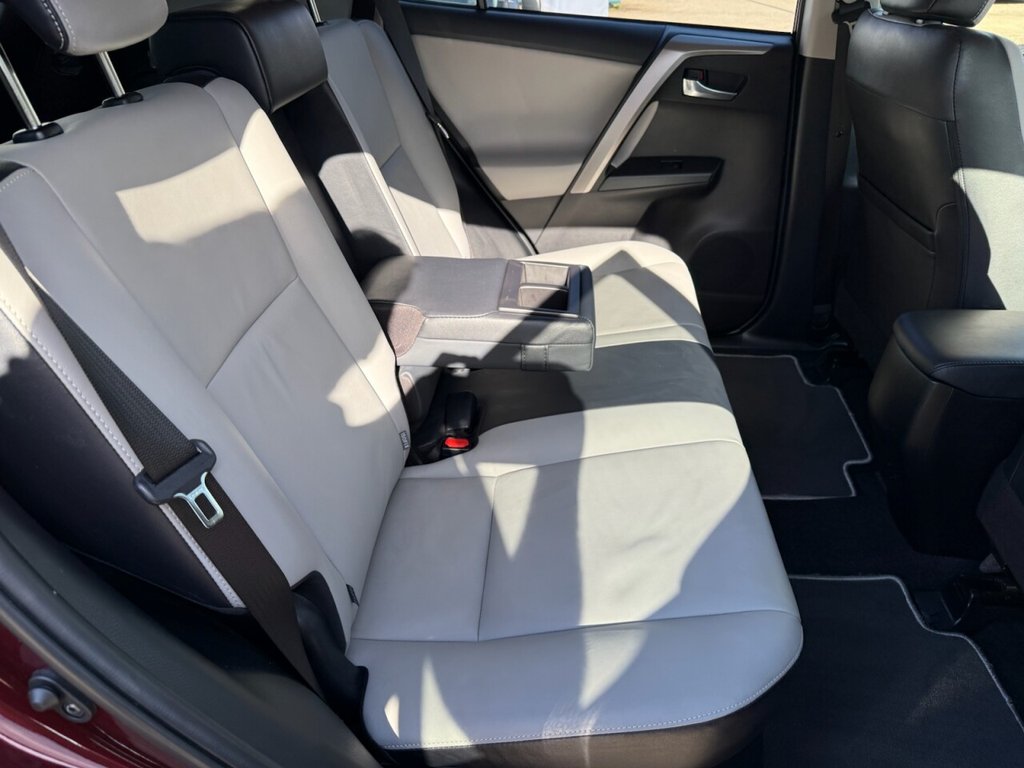 Used Toyota RAV4 2016 for sale - 76147881: Photo 16