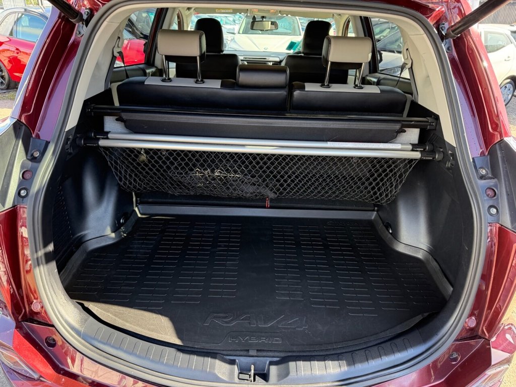 Used Toyota RAV4 2016 for sale - 76147881: Photo 18