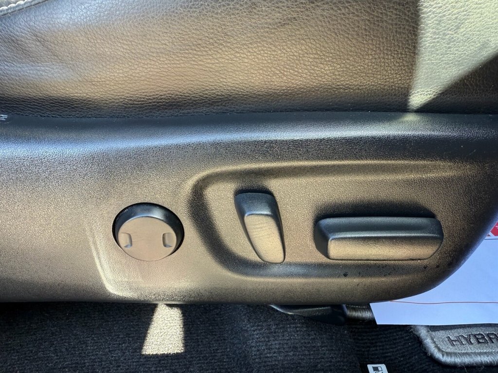 Used Toyota RAV4 2016 for sale - 76147881: Photo 24