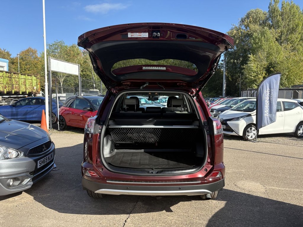 Used Toyota RAV4 2016 for sale - 76147881: Photo 40