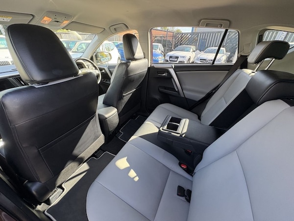 Used Toyota RAV4 2016 for sale - 76147881: Photo 45