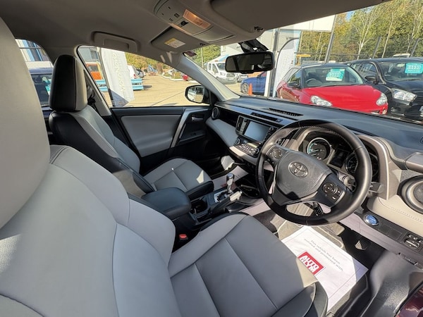 Used Toyota RAV4 2016 for sale - 76147881: Photo 47