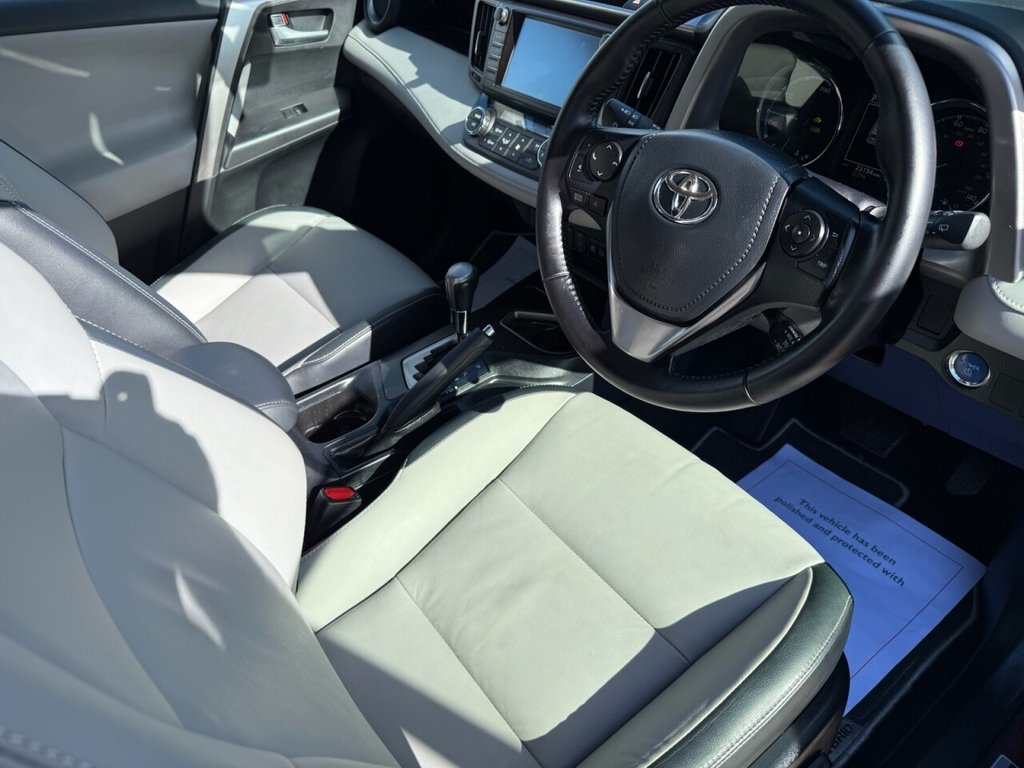 Used Toyota RAV4 2016 for sale - 76147881: Photo 9