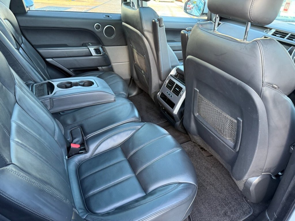 Used Land Rover Range Rover Sport 2015 for sale - 76731185: Photo 16