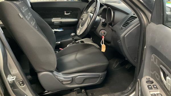 Used Kia Soul 2013 for sale - 76927598: Photo 2