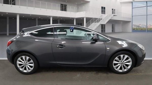 Used Vauxhall Astra GTC 2015 for sale - 77920239: Photo 5