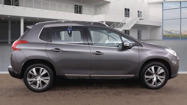 Used Peugeot 2008 2015 for sale - 77798322: Photo 5