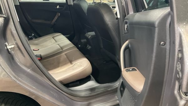 Used Peugeot 2008 2015 for sale - 77798322: Photo 7