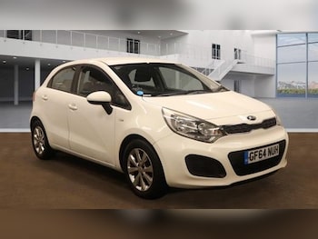 2015 (64) - 1.25 VR7 5dr