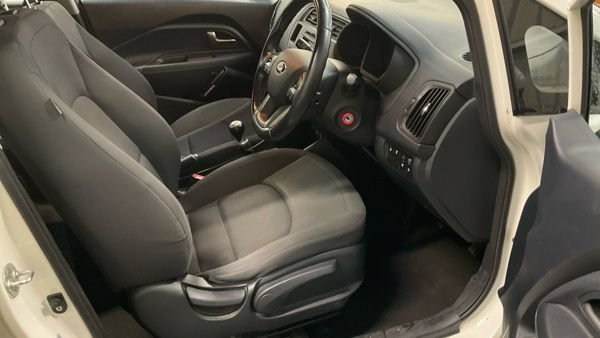 Used Kia Rio 2015 for sale - 76927588: Photo 8