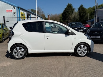 Used Toyota AYGO 2011 for sale - 78350027: Photo