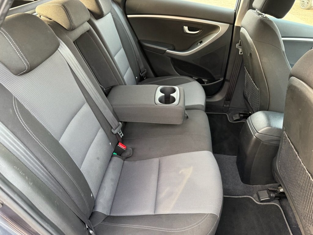 Used Hyundai i30 2015 for sale - 77427811: Photo 15