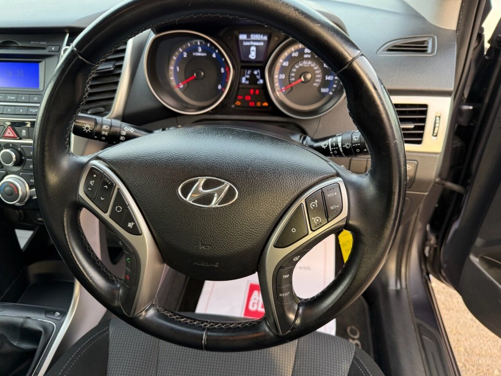Used Hyundai i30 2015 for sale - 77427811: Photo 23