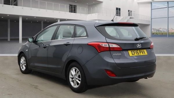 Used Hyundai i30 2015 for sale - 77427811: Photo 3