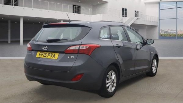 Used Hyundai i30 2015 for sale - 77427811: Photo 4