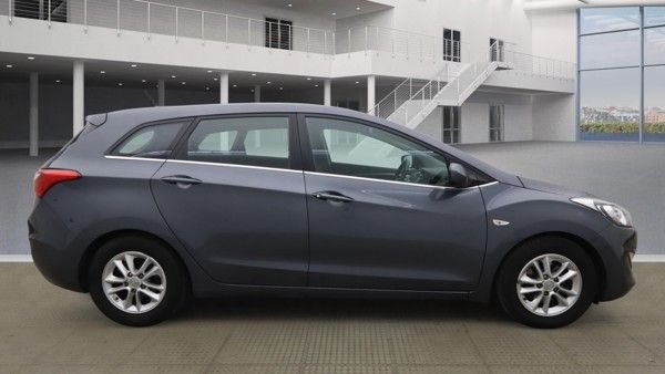Used Hyundai i30 2015 for sale - 77427811: Photo 5