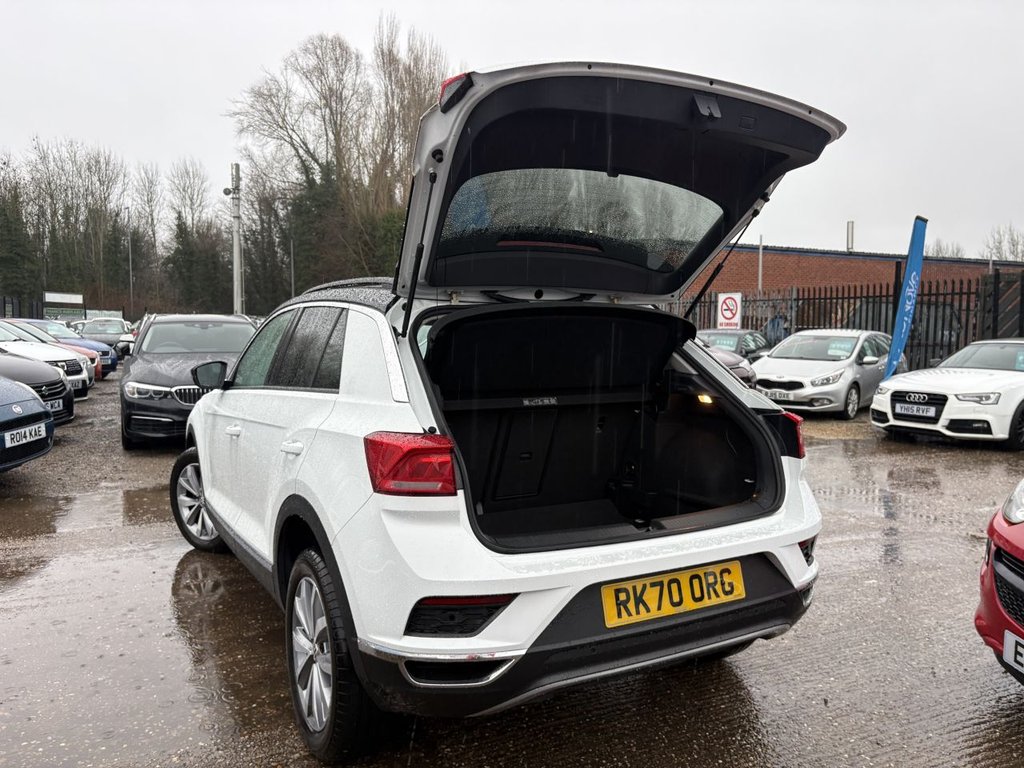 Used Volkswagen T-Roc 2020 for sale - 76883381: Photo 31