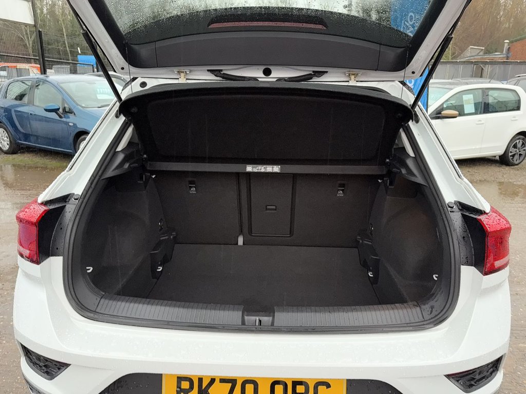 Used Volkswagen T-Roc 2020 for sale - 76883381: Photo 32