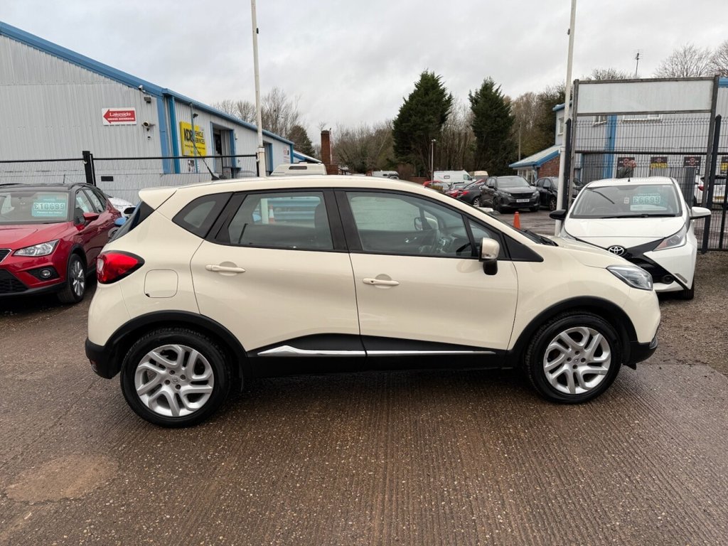 Used Renault Captur 2014 for sale - 76670587: Photo 2